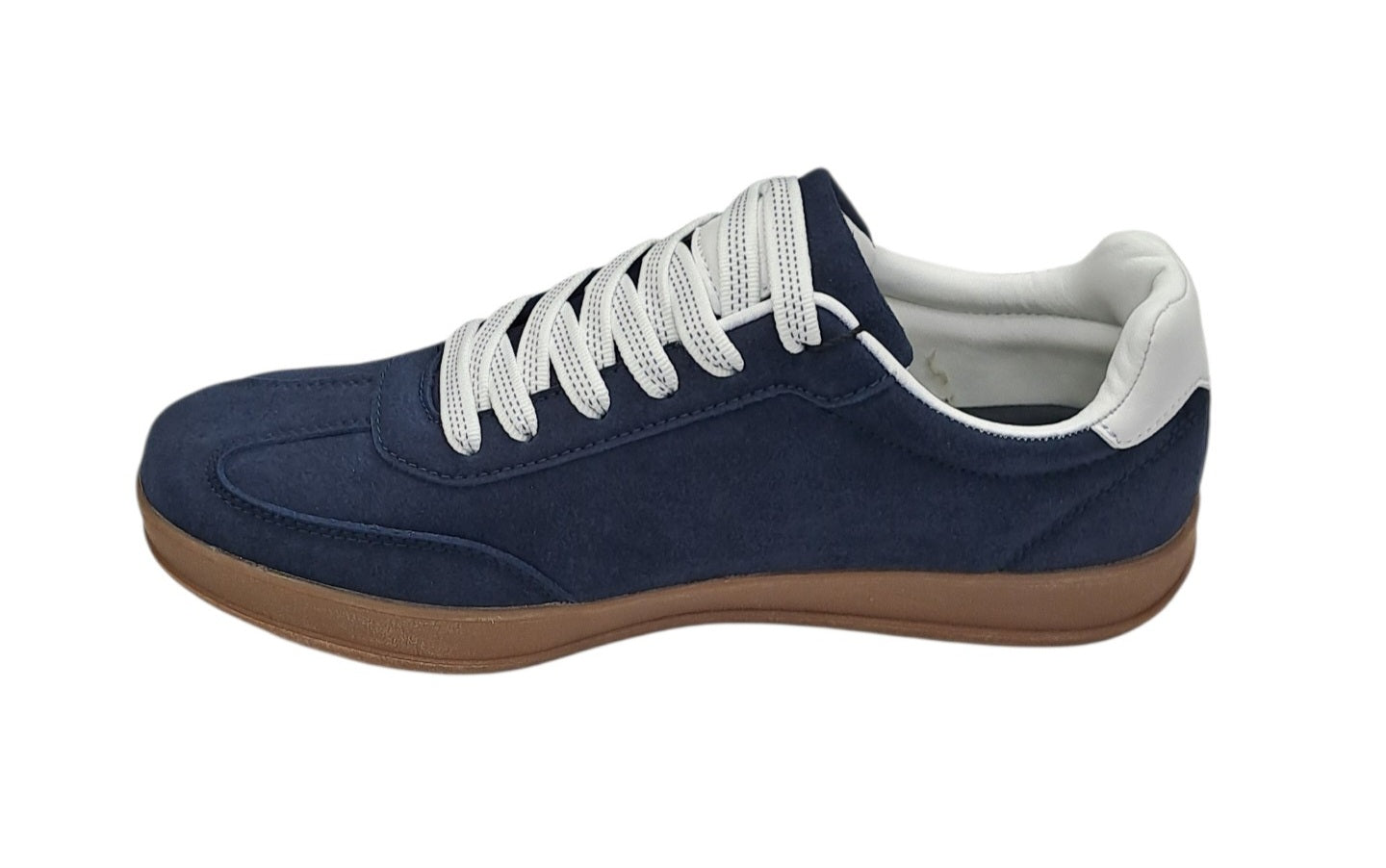 Lloyd & Pryce Burwett Trainer - Atlantic