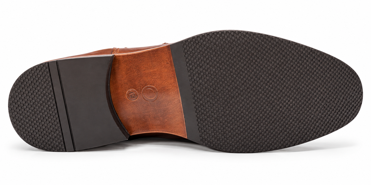 Brent Pope Reefton Casual Chelsea Boots - Cognac