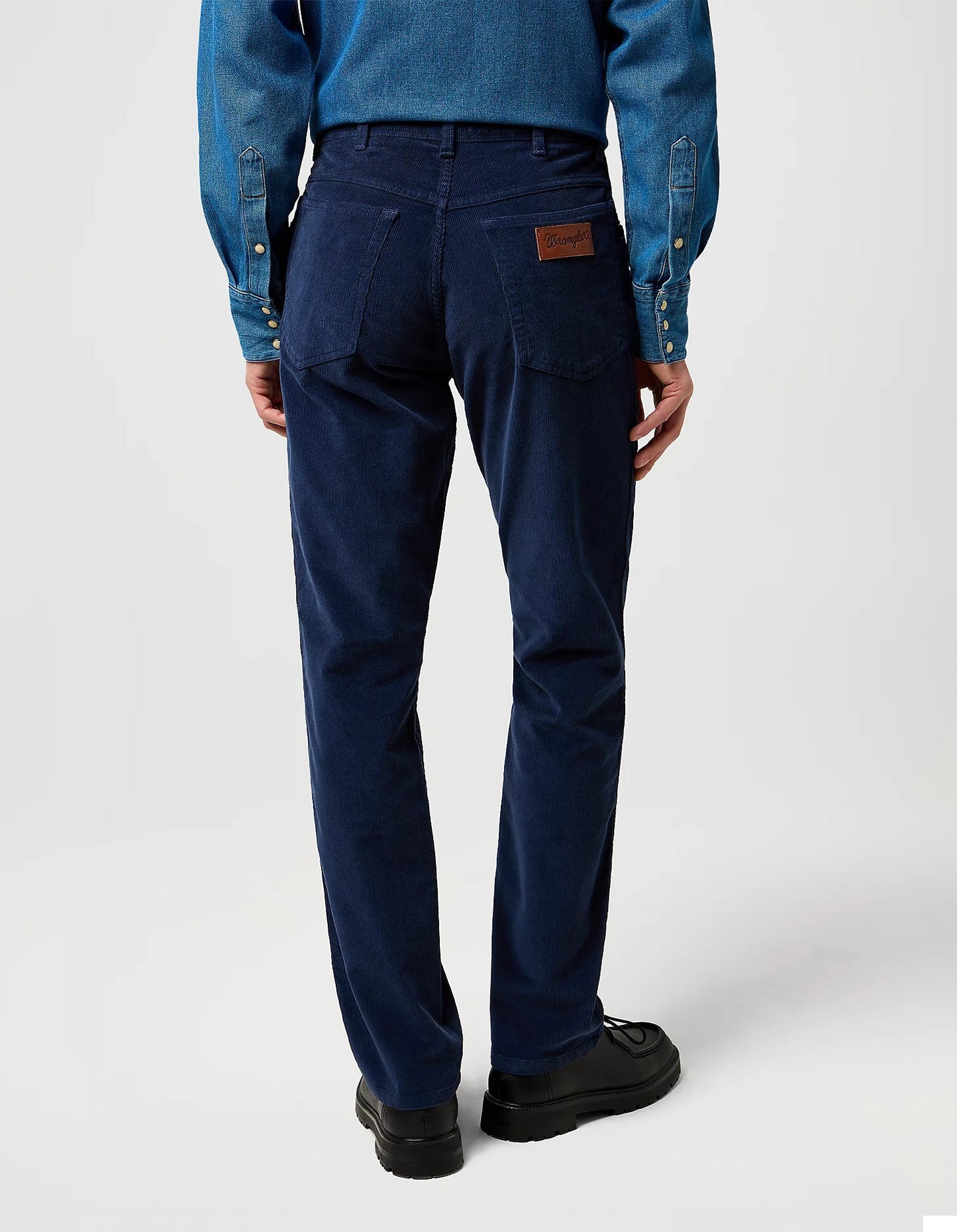 Wrangler Texas Slim Corduroy Jeans 822 - Mood Indigo