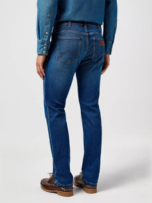 Wrangler Greensboro Regular Straight Stretch Jeans - Dandelion Summer