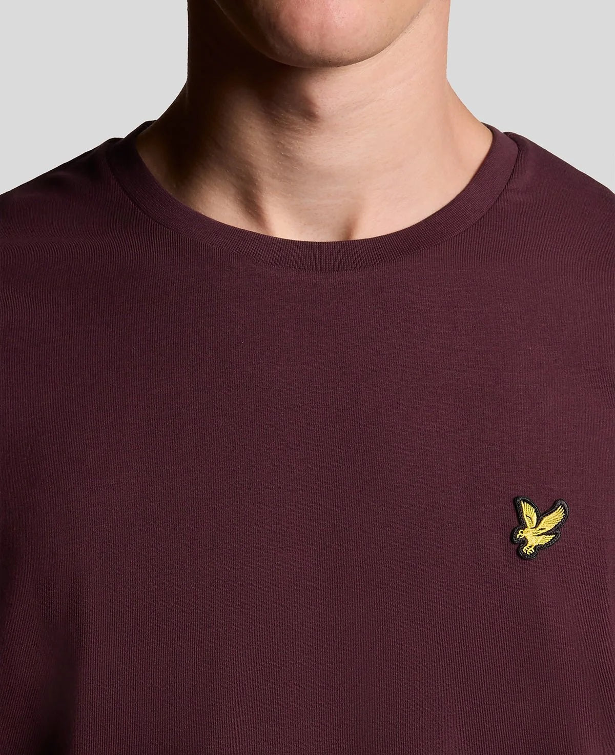Lyle & Scott Cotton Crew Neck Plain T-Shirt - Burgundy