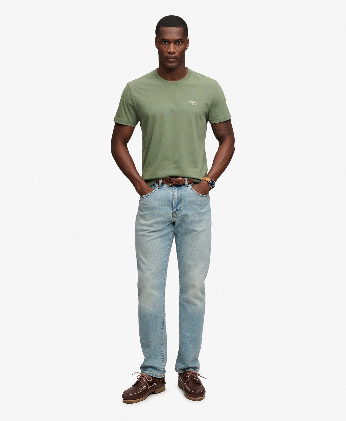 Superdry Essential Serif Logo Embroidered T-Shirt - Laurel Khaki/Chalk