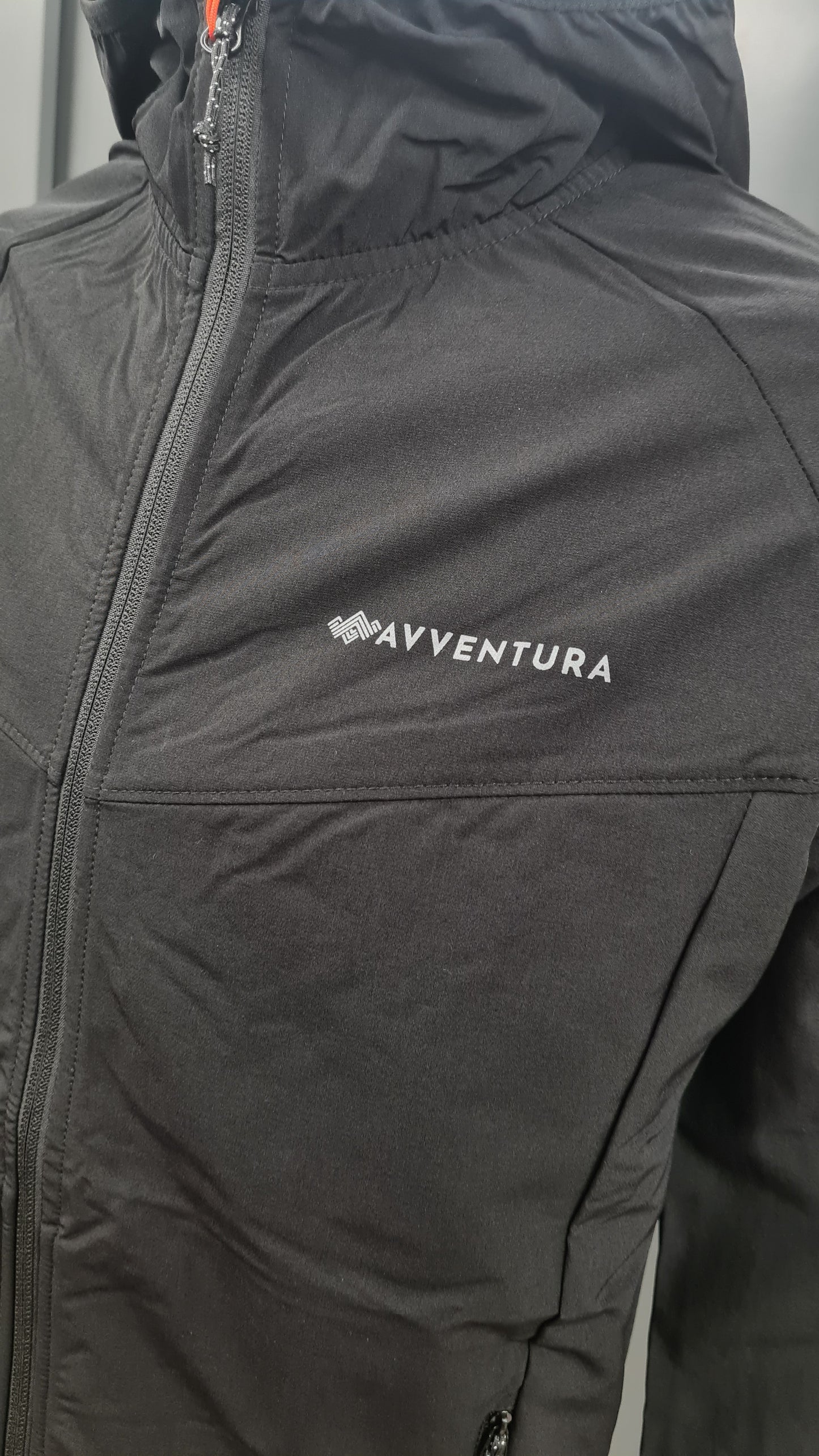 Avventura Therma Heat Hooded Jacket 804 - Black