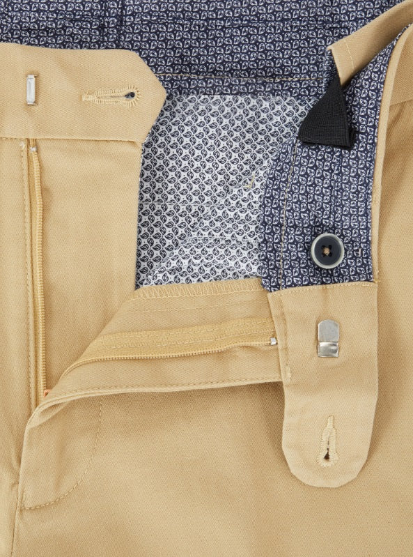 Daniel Grahame Driscoll Shorts - Beige